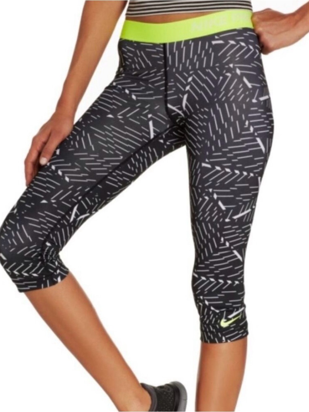 Nike Pro Dri-FIT Capri Leggings Black Geometric Neon Green Size Small